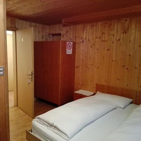 Garni La Grambla Hotel Selva di Val Gardena Ngoại thất bức ảnh