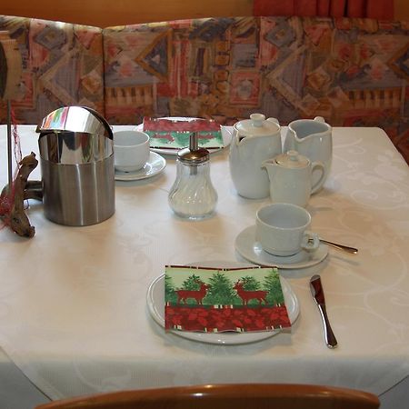Garni La Grambla Hotel Selva di Val Gardena Ngoại thất bức ảnh