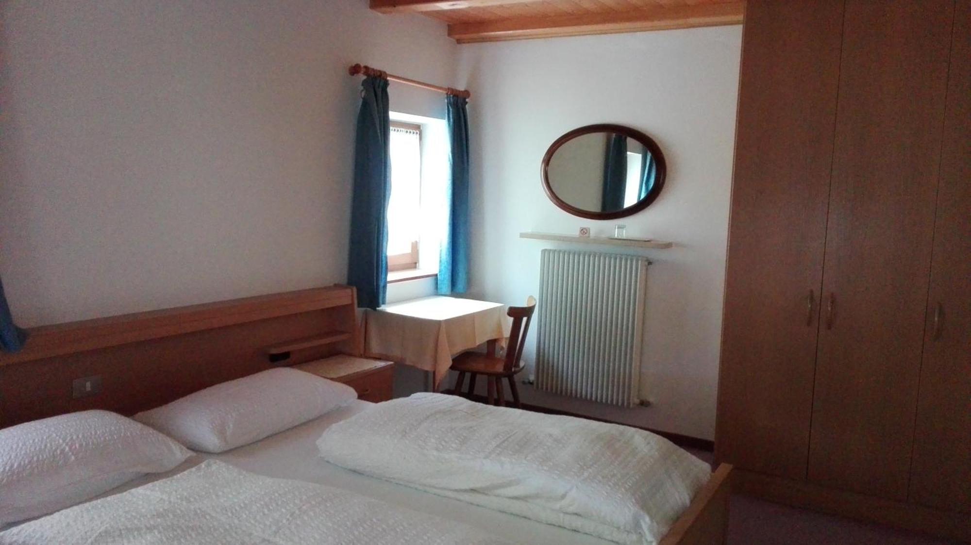 Garni La Grambla Hotel Selva di Val Gardena Ngoại thất bức ảnh